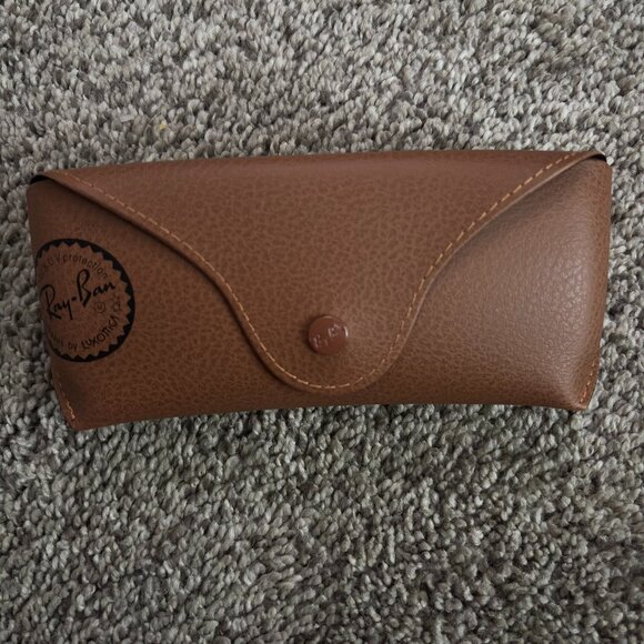 Ray-Ban Brown Leather Sunglass Case Black Velvet Lined Snap Case - Picture 1 of 6